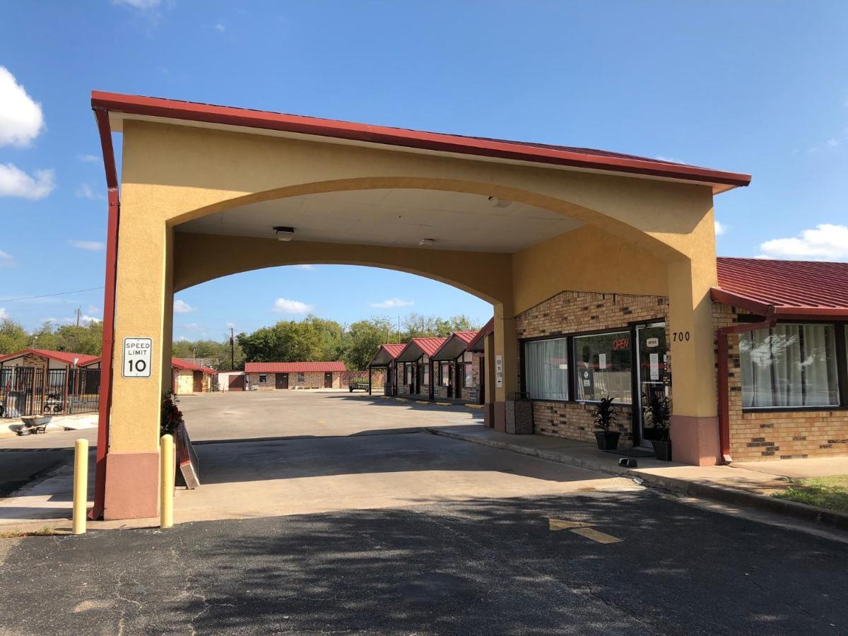 Kings Inn Mexia Exterior photo