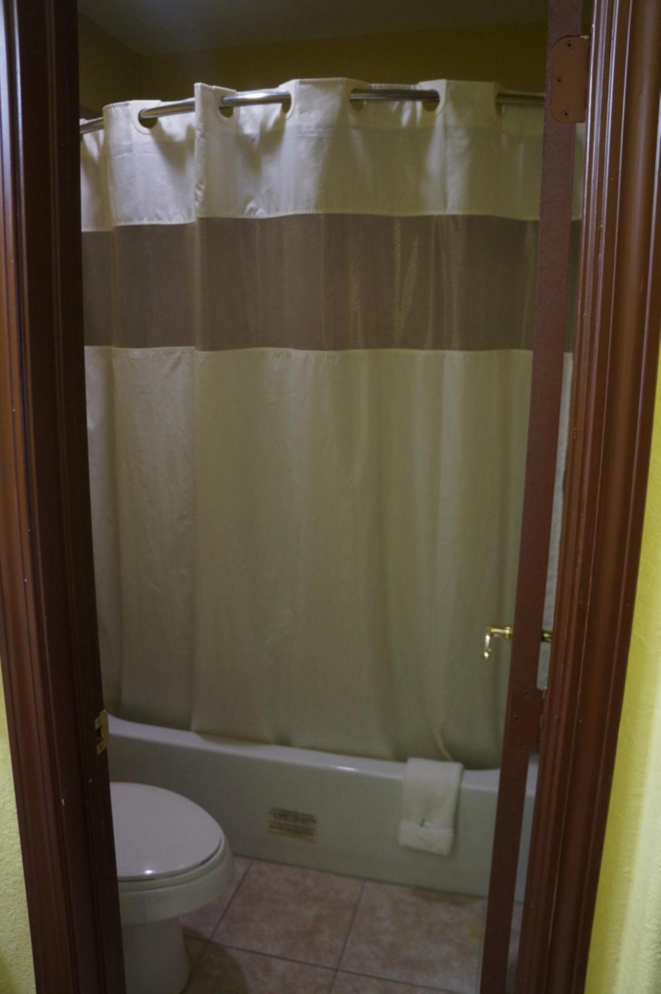 Kings Inn Mexia Room photo